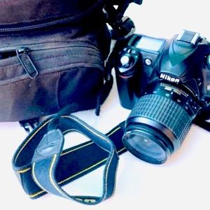 Vintage Digital Nikon D50 Camera and Bag Working Condition
